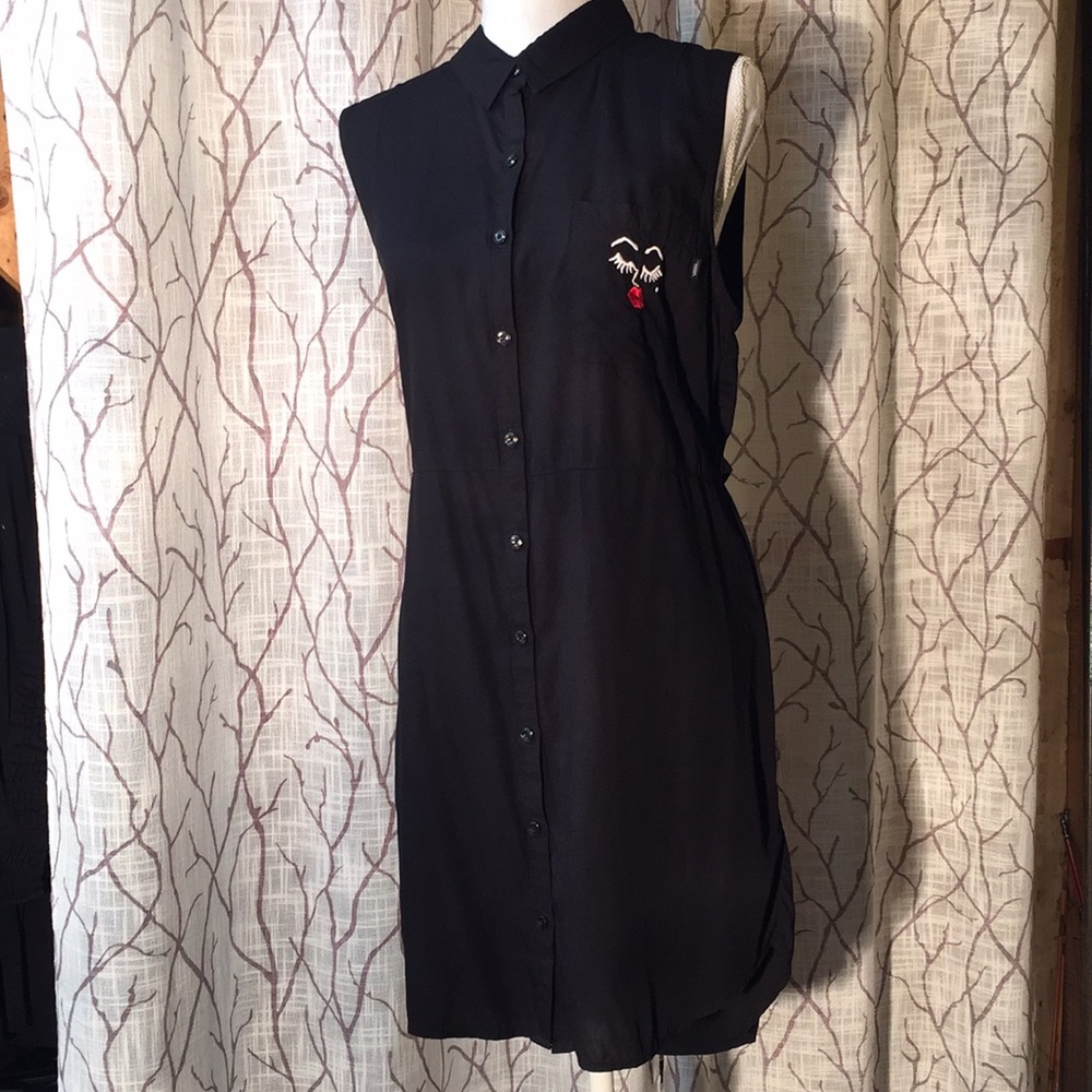 Vans sleeveless collared dress
